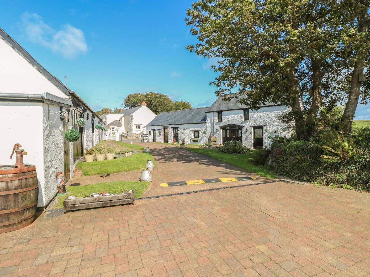 Heather Cottage Милфорд-Хейвен Экстерьер фото